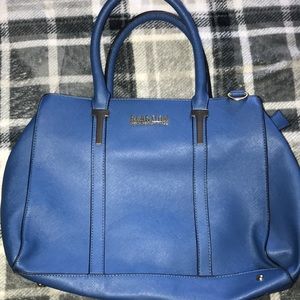 Reaction Kenneth Cole Blue shoulder bag